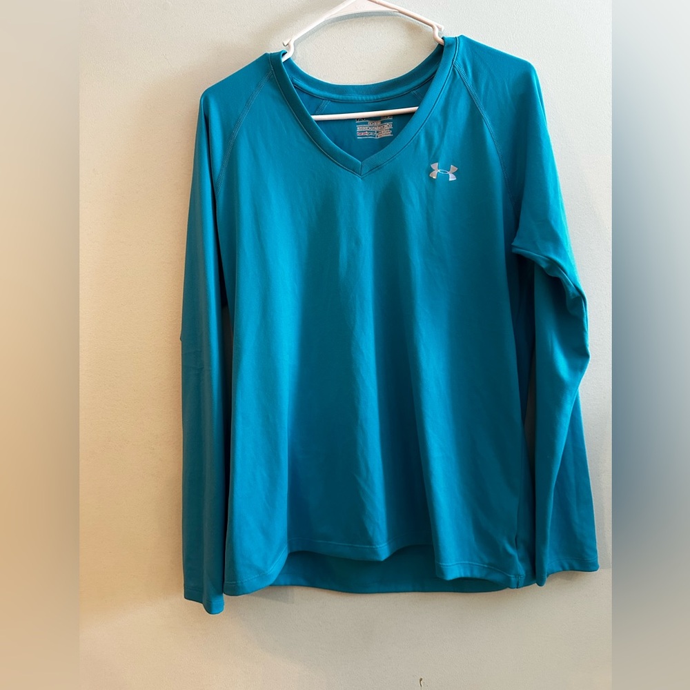 Under armour long sleeve shirt